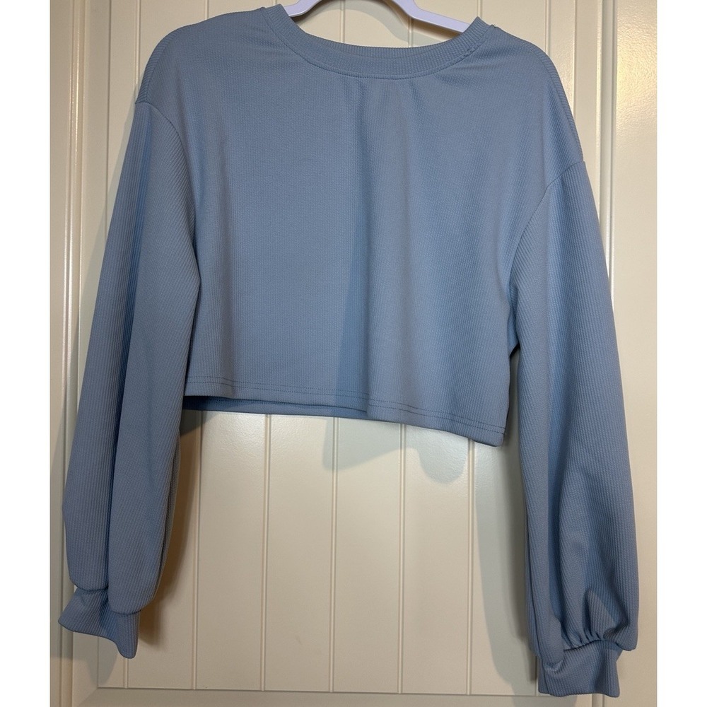 Blue cropped long sleeve round neck shirt women's size M balloon sleeve blue